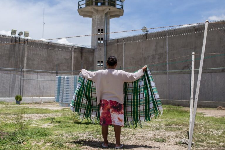 La situación en México de las mujeres encarceladas por drogas EQUIS Justicia para las mujeres/Scopio