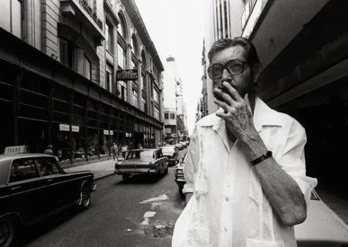 Julio Cortázar y sus mejores cuentos - Revista TUK