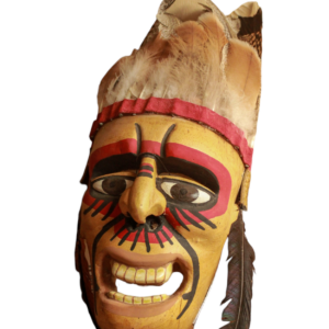Máscara tallada en madera APACHE II