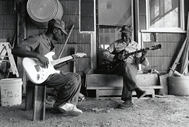 El Blues Americano: Emociones y Resiliencia El Blues Americano: Emociones y Resiliencia