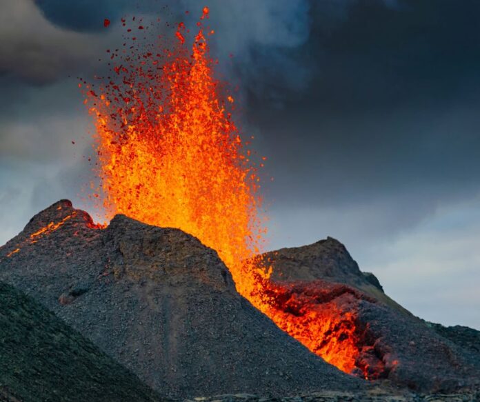 Islandia y la peligrosa maravilla de sus volcanes