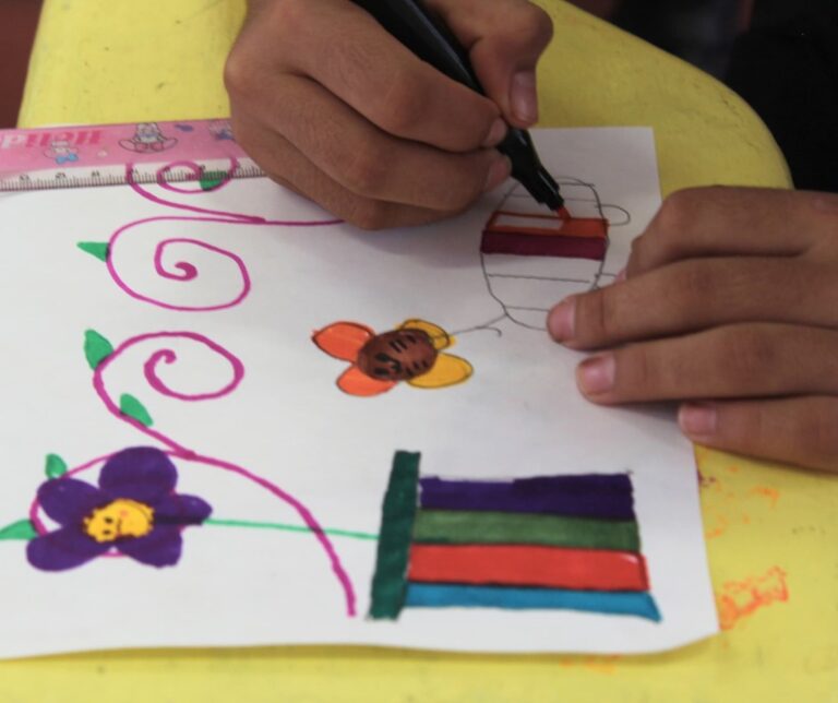 Presenta IVEC talleres de dibujo y pintura en Casa Principal