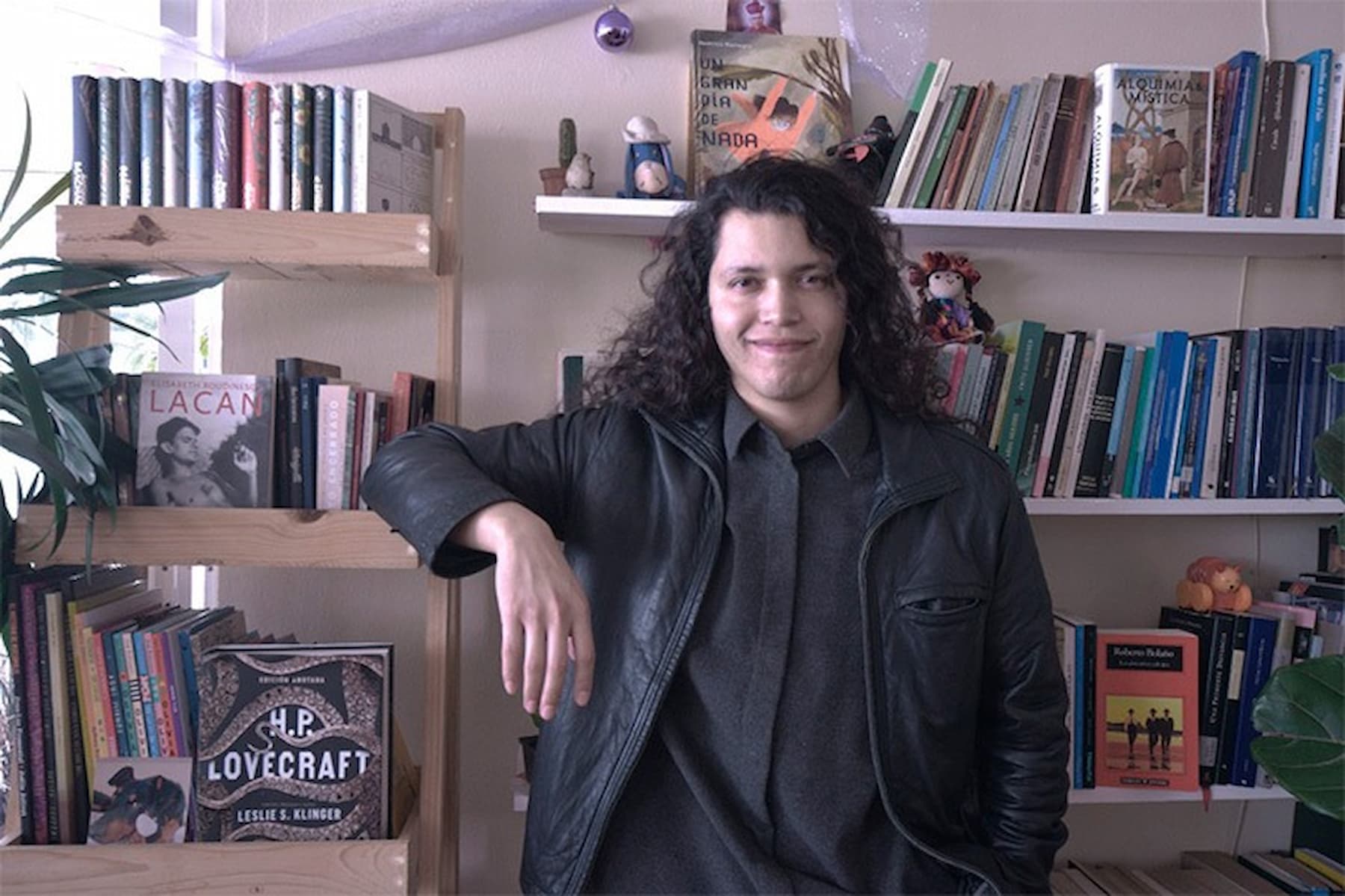 Gana Iván López premio “Emilio Carballido” Revista TUK