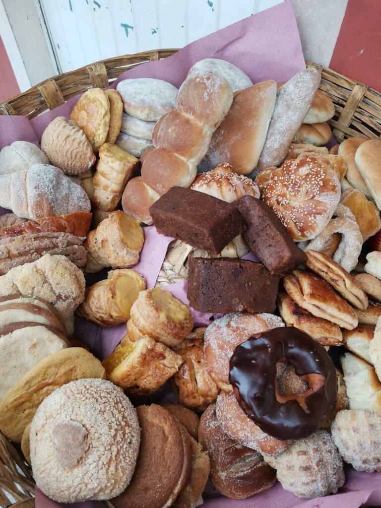 Los panaderos: Donde el pan se hace con las manos del tiempo